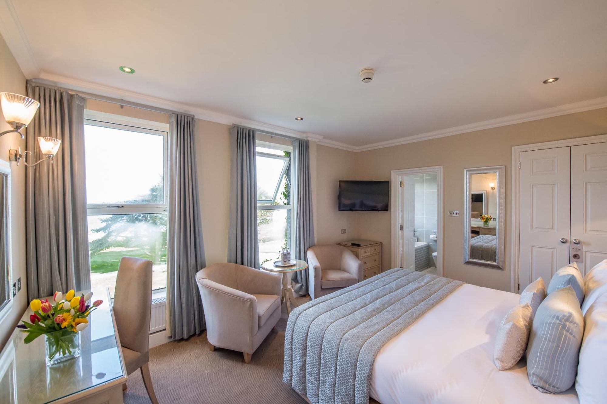 The Carlyon Bay Hotel And Spa St Austell Exterior foto